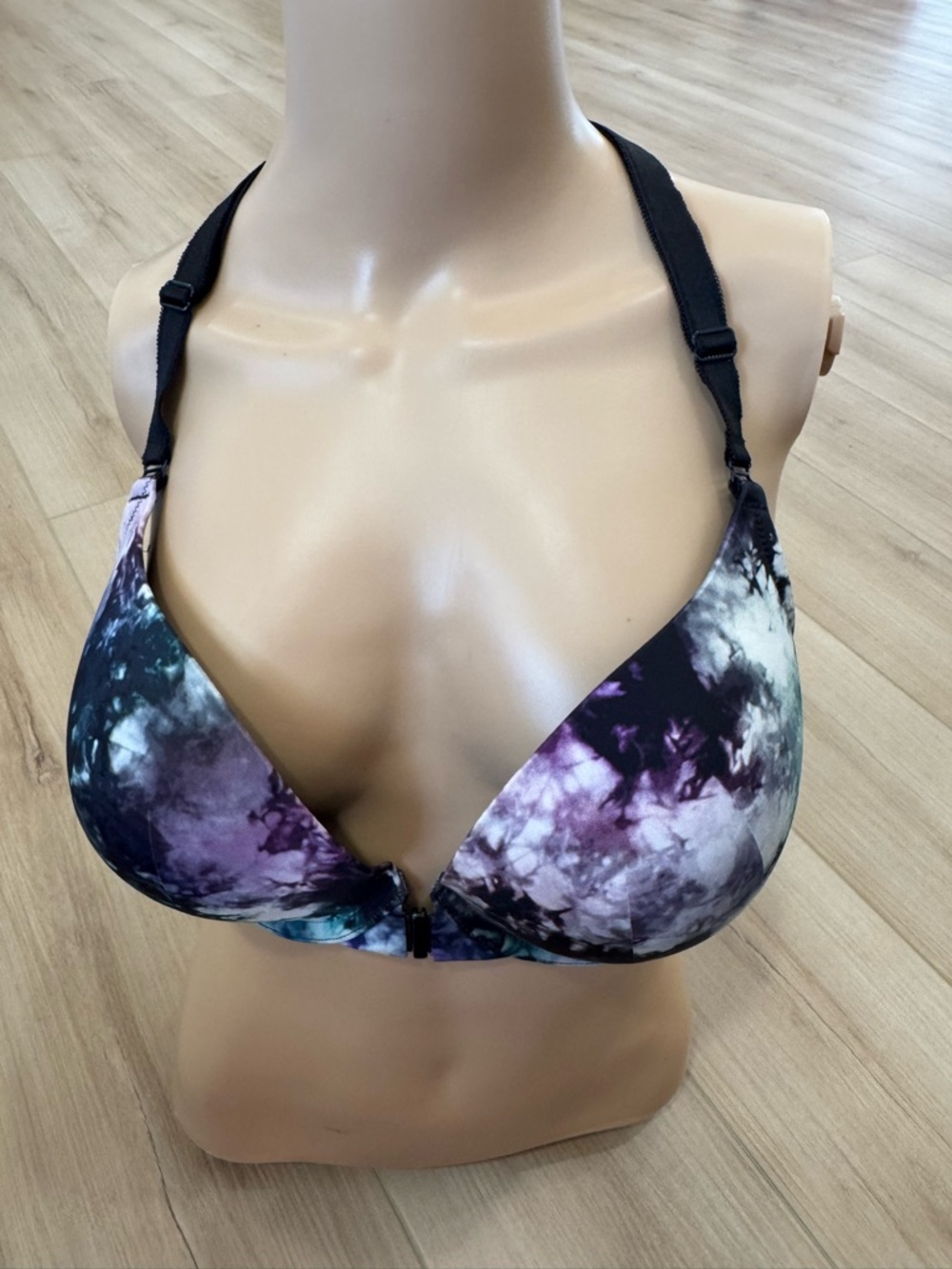 Torrid Curve 40D Front Close Push Up Bra Lace Back Strappy